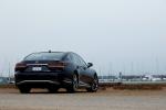 Lexus LS500h AWD 2017 года (NA)